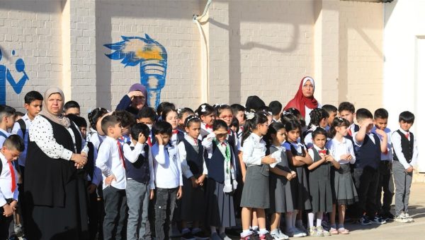 ملايين الطلبة يتوجهون إلى مقاعدهم الدراسية في عموم العراق مع بدء العام الجديد