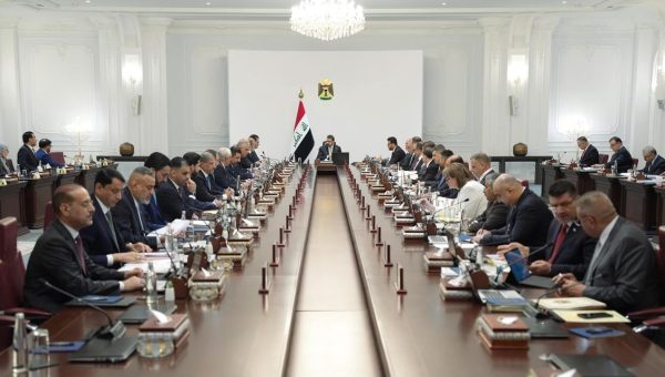 قرارات حاسمة للحكومة العراقية.. فتح استيراد الغذاء وتصفير جمارك الطاقة الشمسية