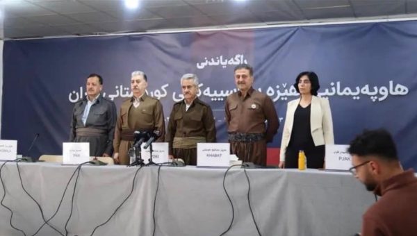 إخراج أو تسليم الجماعات الإيرانية الإنفصالية من كردستان