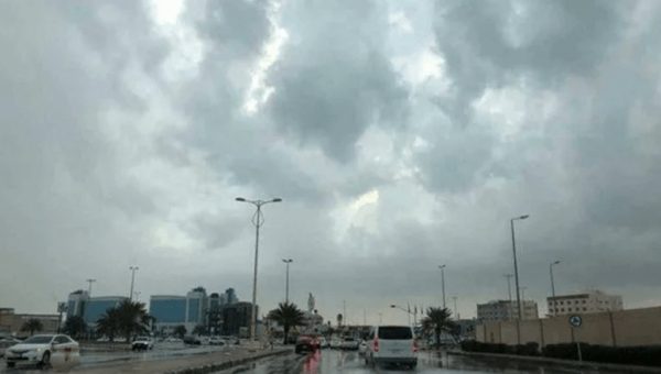 موجة أمطار رعدية تقترب من العراق وهذا موعدها