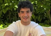 دعوى قضائية أمريكية ضد “أوبن إيه آي” تتهم الذكاء الإصطناعي بالتسبب بوفاة مراهق لبناني