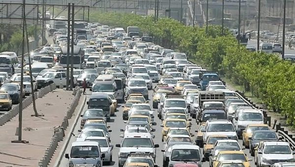 خطوات مرورية لتقليل الإزدحامات وتوحيد الغرامات