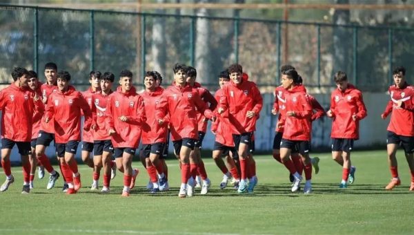 منتخب الناشئين يباشر تدريباته استعداداً للاستحقاقات المقبلة