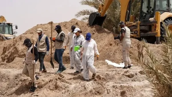تحديد هويات ضحايا مقبرة حمام العليل جنوب الموصل تمهيدًا لتسليم رفاتهم