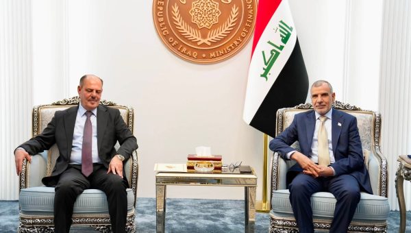 المالية تعلن ضمان استمرار المكافآت التشجيعية للصحفيين والأدباء ومساعٍ لزيادتها في موازنة 2027